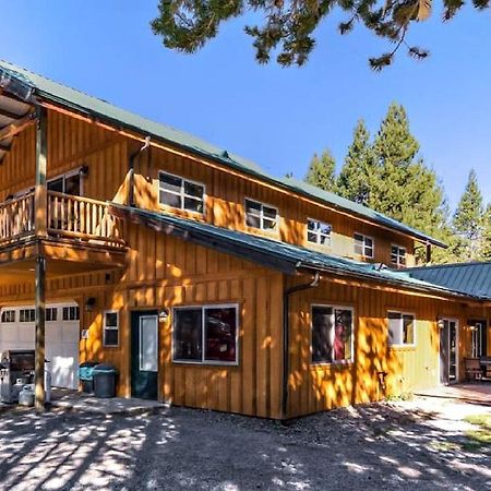 Diamondstone Guest Lodges Ла Пайн Екстериор снимка