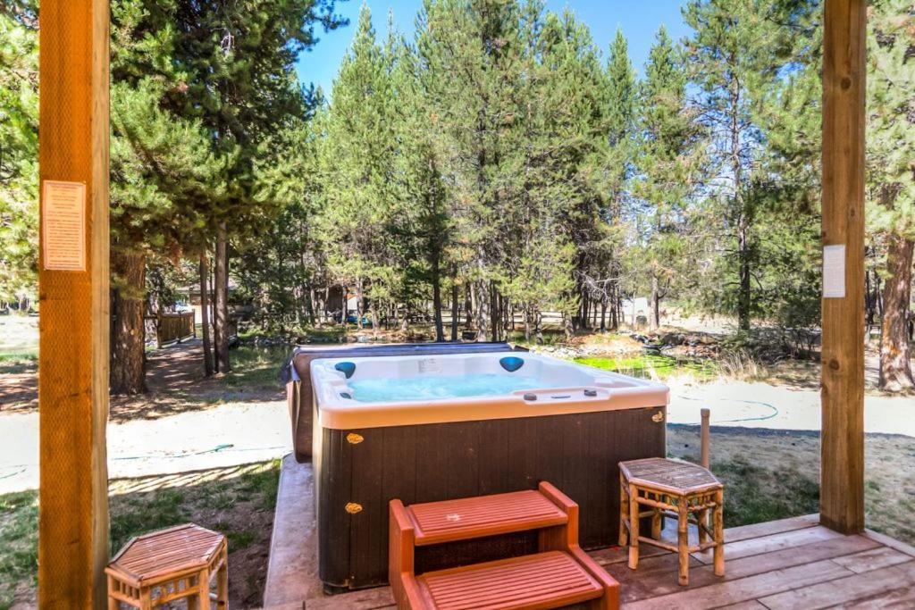 Diamondstone Guest Lodges Ла Пайн Екстериор снимка